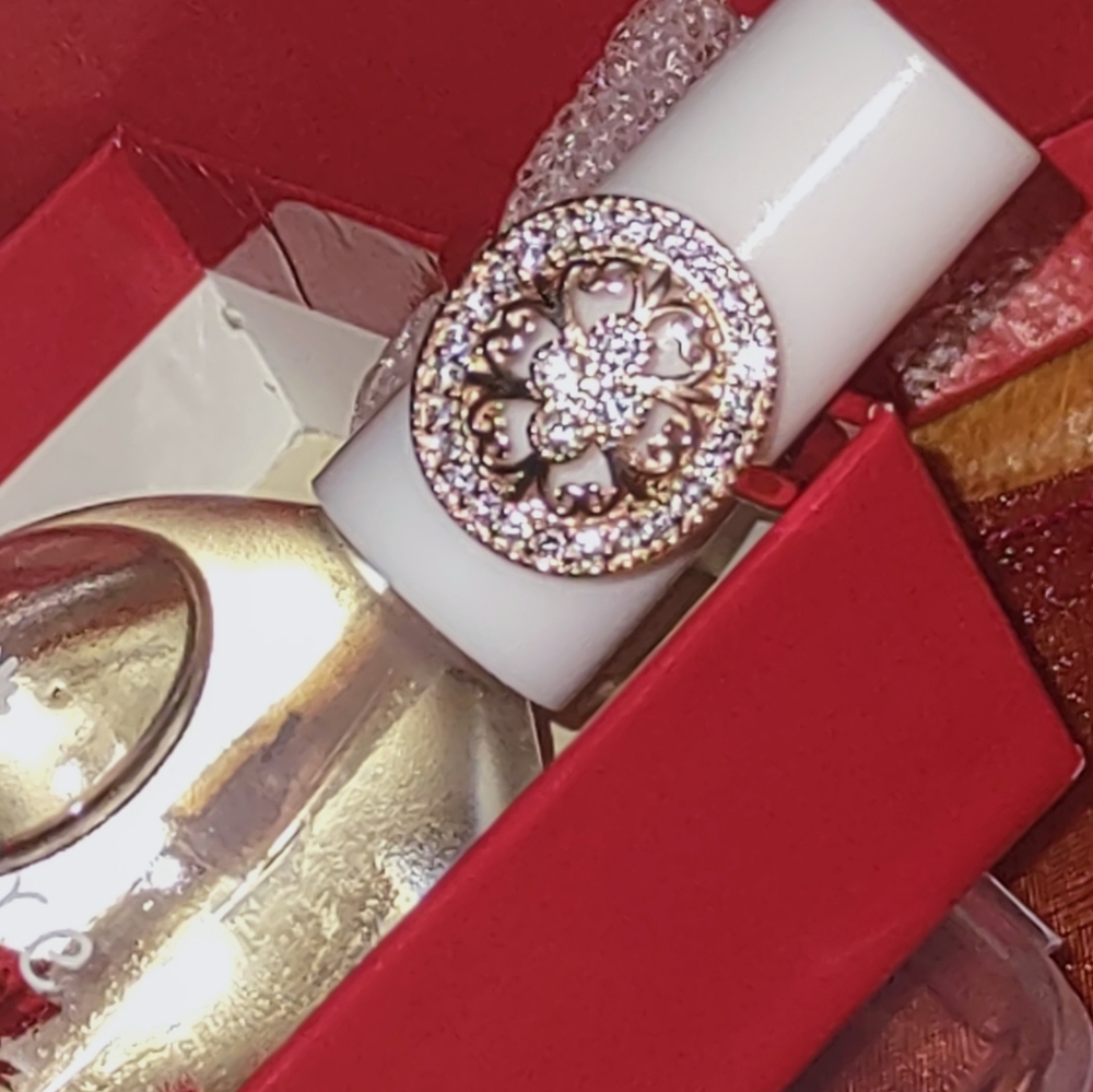 Rose Gold Molded Ring with Zircon Inlay